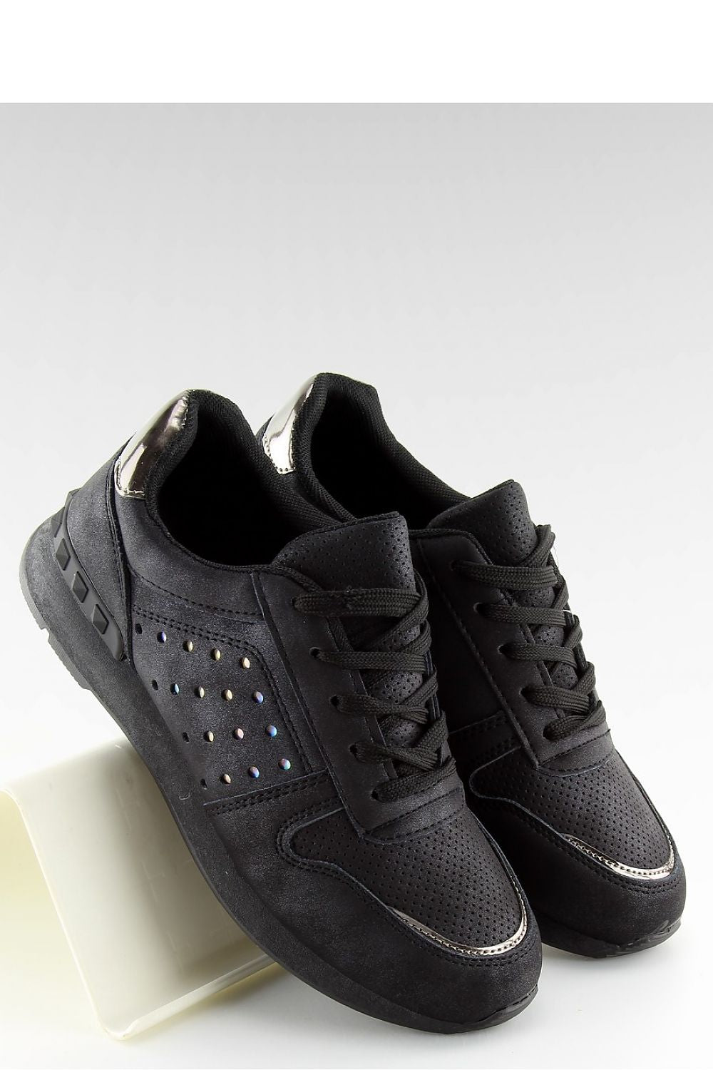 Sport Shoes model 114618 Inello